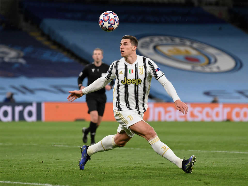 【欧冠】弗拉霍维奇联手麦肯尼,尤文图斯力克曼城2-0 【欧冠】弗拉霍维奇联手麦肯尼,尤文图斯力克曼城2-0